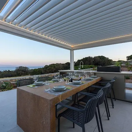 Solevara - Luxury With Infinity Pool, Jacuzzi, Cinema & Luxury Amenities فيلة Aspro Chorio