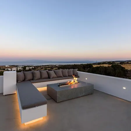 Solevara - Luxury With Infinity Pool, Jacuzzi, Cinema & Luxury Amenities * Aspro Chorio
