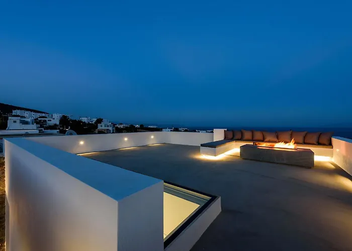 Solevara - Luxury With Infinity Pool, Jacuzzi, Cinema & Luxury Amenities *